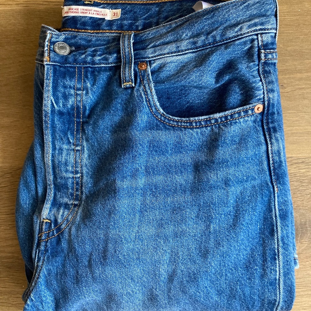 Levi’s Ribcage Jeans